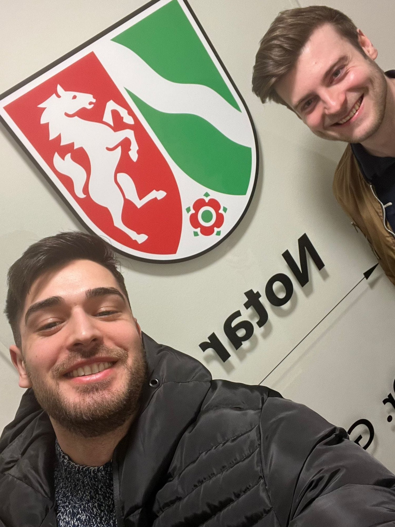 Die zwei Gründer von PrintmyGift.